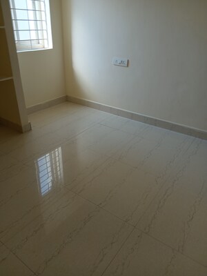 Furnished Amenities in 2 BHK Apartment at Manikonda – for Rent