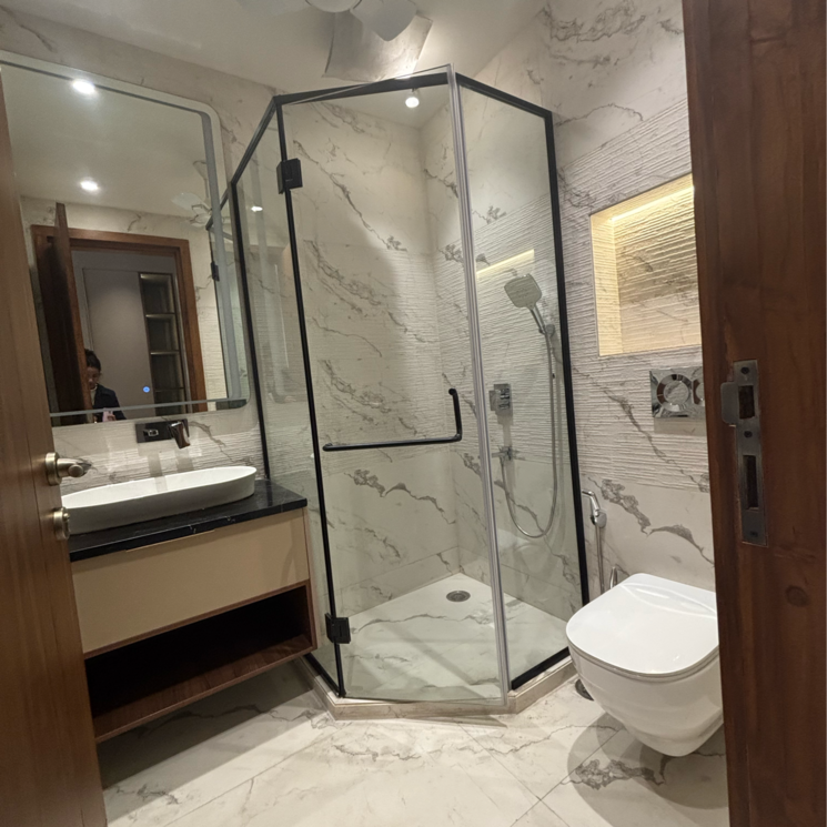 Bathroom, bestech-chambers 4 Bedroom 3200 Sq.Ft. Builder Floor In Sector 27 Gurgaon 9624188