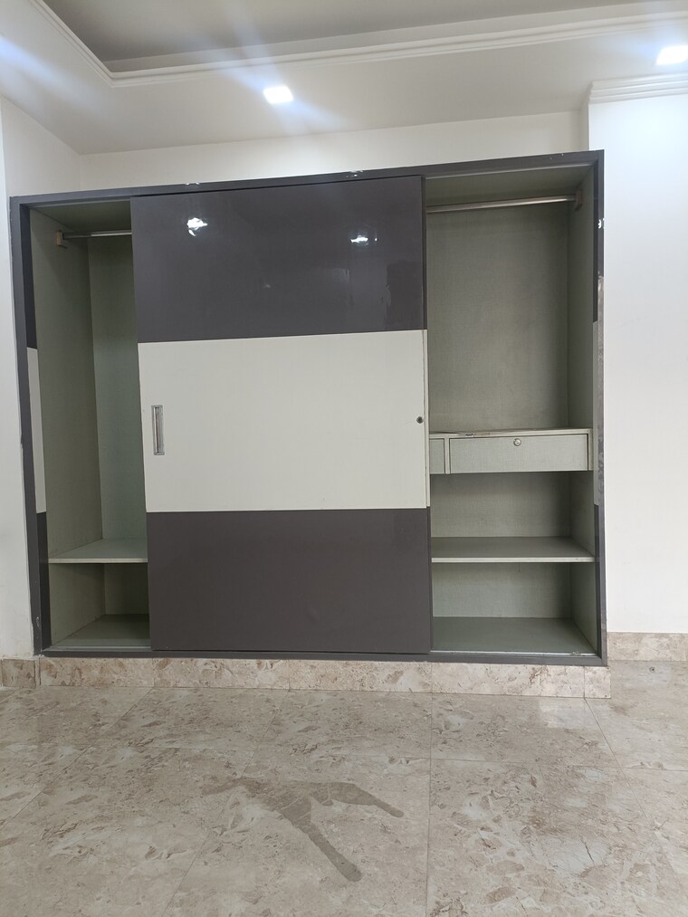 undefined, sushant lok i 3 Bedroom 1350 Sq.Ft. Builder Floor In Sushant Lok I Gurgaon 9624174