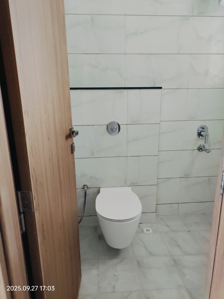 Bathroom, majestique-towers 2 Bedroom 825 Sq.Ft. Apartment In Kharadi Pune 9624167