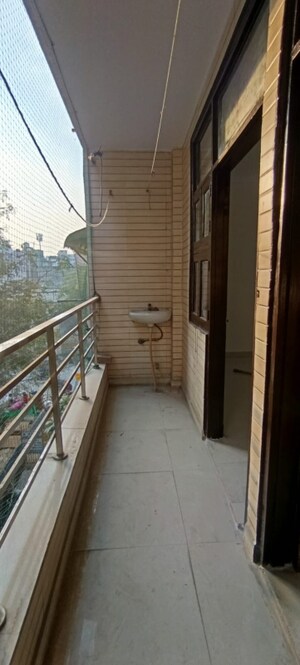 Balcony in 3 BHK Builder Floor at Dwarka Mor – for Rent