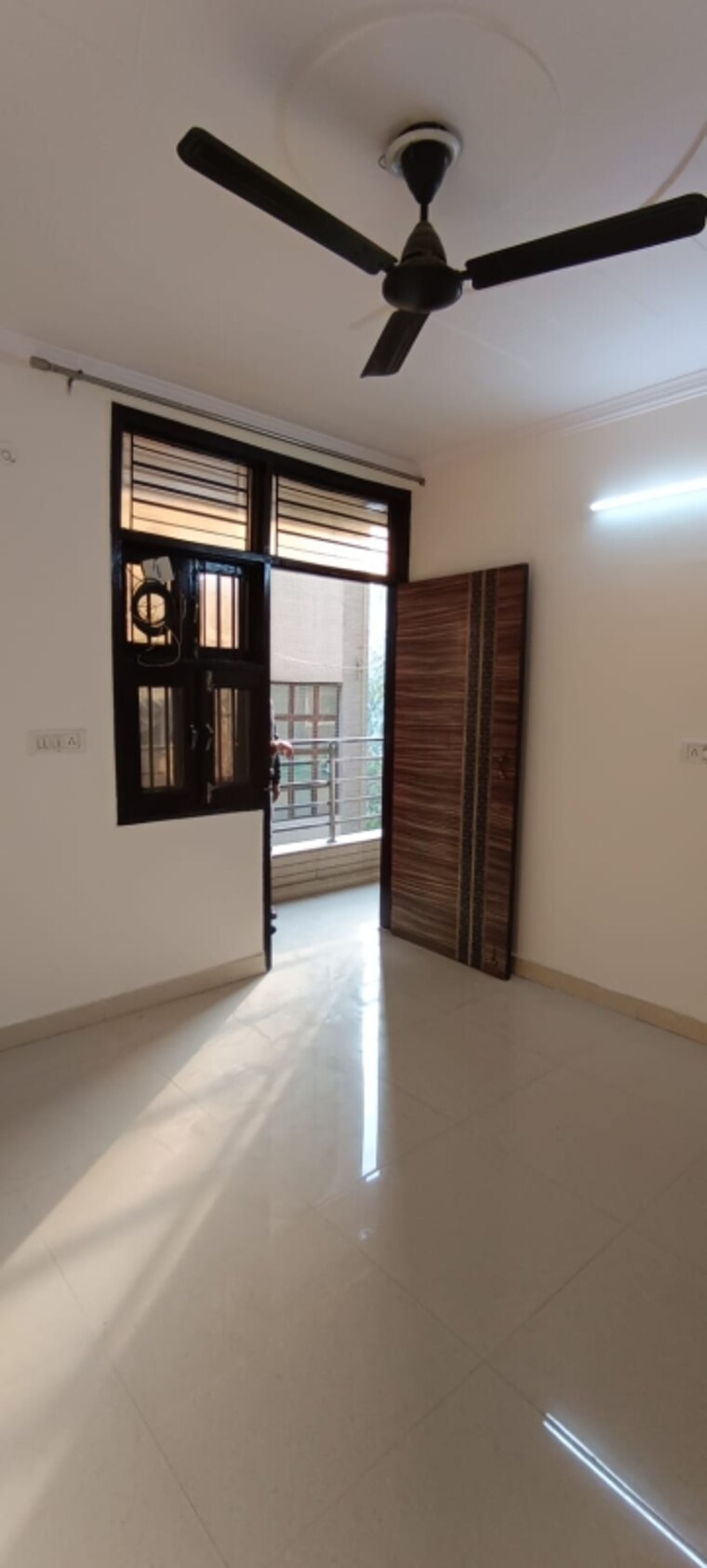 Room, dwarka mor 3 Bedroom 900 Sq.Ft. Builder Floor In Dwarka Mor Delhi 9624178