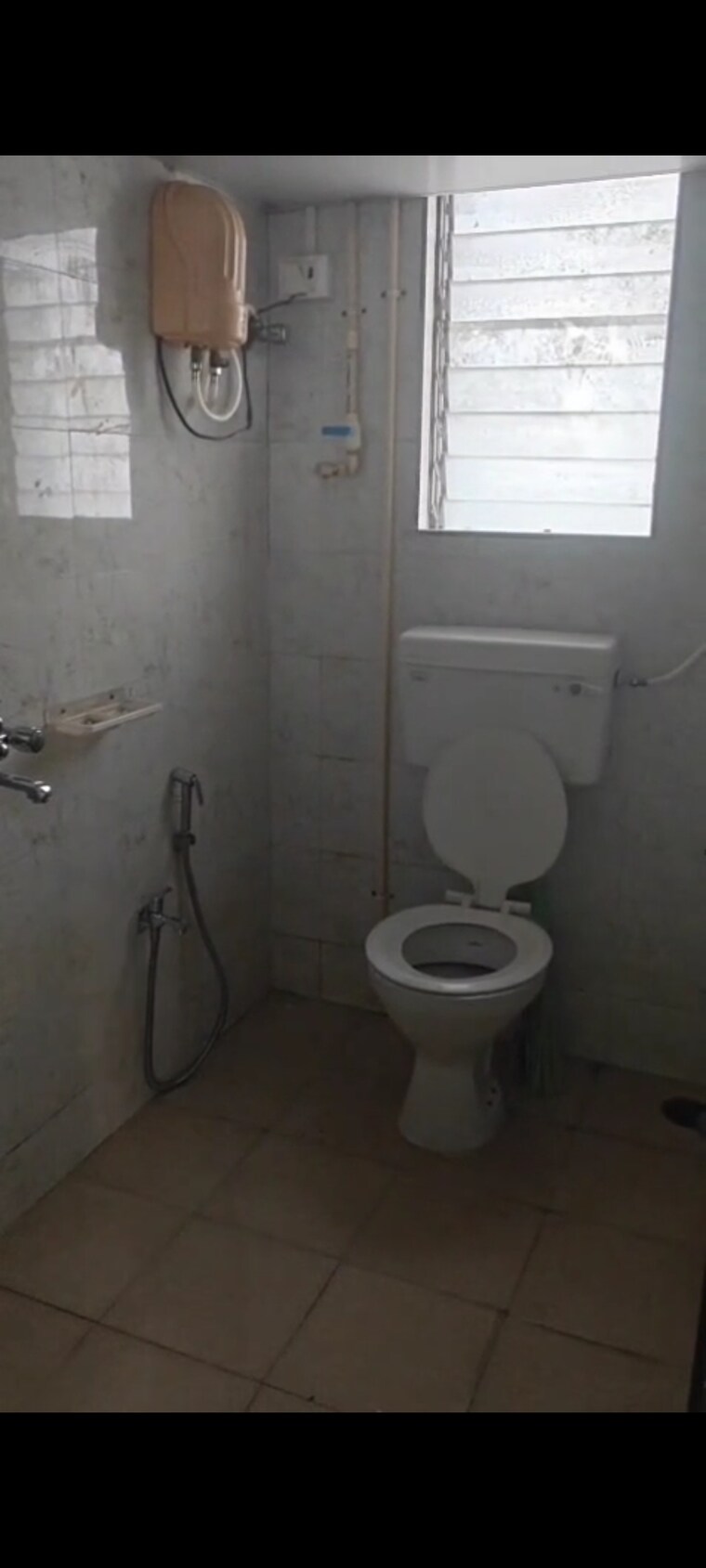 Bathroom, hilton-residency 2 Bedroom 590 Sq.Ft. Apartment In Byculla West Mumbai 9624249