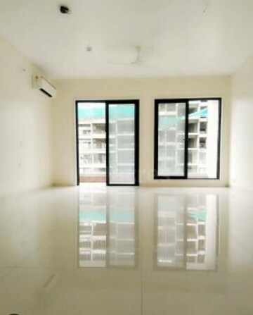 Room in 2 BHK Apartment at Supreme Belmac Residences D, Wadgaon Sheri – for Rent