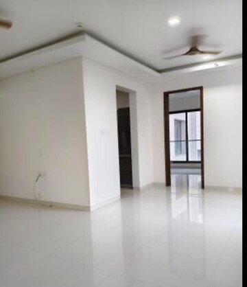 Room in 2 BHK Apartment at Supreme Belmac Residences D, Wadgaon Sheri – for Rent
