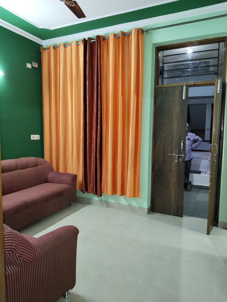 Living Room, khirki extension 2 Bedroom 850 Sq.Ft. Apartment In Khirki Extension Delhi 9624245