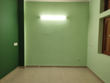 Room in 2 BHK Apartment at Khirki Extension – for Rent
