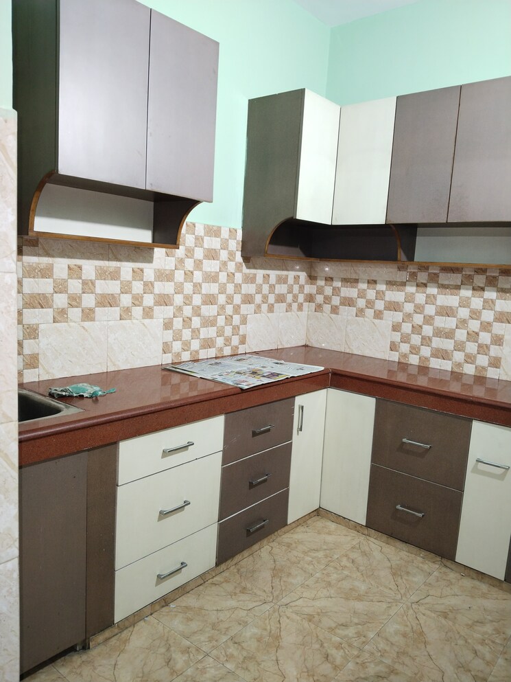 Kitchen, khirki extension 2 Bedroom 850 Sq.Ft. Apartment In Khirki Extension Delhi 9624245