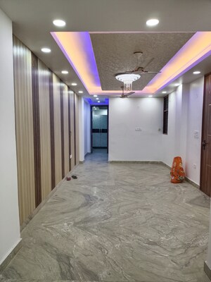 Room in 2 BHK Apartment at Panchsheel Vihar – for Rent