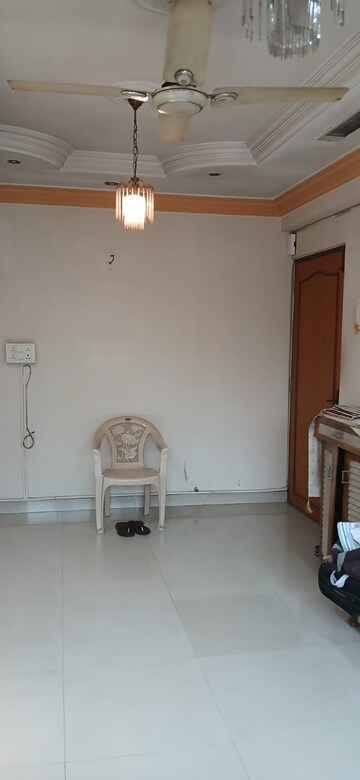 Living Room in 1 BHK Apartment at Chembur – for Rent