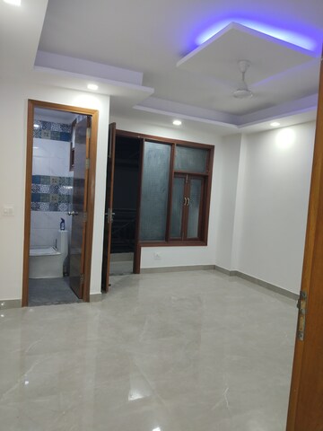 Room in 1 BHK Apartment at Panchsheel Vihar – for Rent