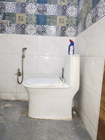 Bathroom in 1 BHK Apartment at Panchsheel Vihar – for Rent