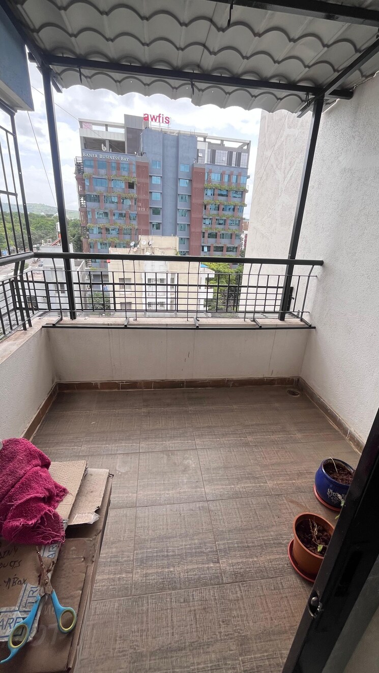 Balcony, raj-heramba-venkatesh-imperia 1 Bedroom 550 Sq.Ft. Apartment In Tathawade Pune 9624319