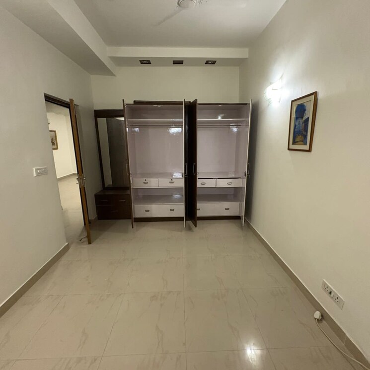 Room, lajpat nagar 2 Bedroom 900 Sq.Ft. Independent House In Lajpat Nagar Delhi 9624322