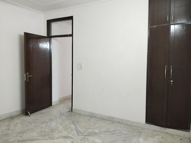 Room, khirki extension 1 Bedroom 500 Sq.Ft. Apartment In Khirki Extension Delhi 9624328