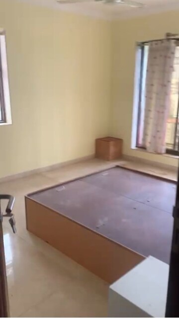 Bedroom in 3 BHK Apartment at Kukreja Golf Scappe, Chembur – for Rent