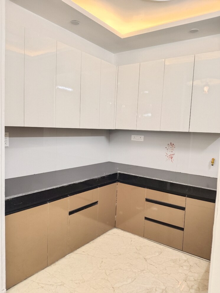 Kitchen, khirki extension 2 Bedroom 850 Sq.Ft. Apartment In Khirki Extension Delhi 9624341