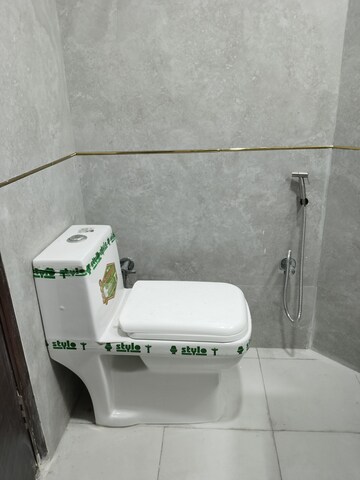 Bathroom in 2 BHK Apartment at Khirki Extension – for Rent