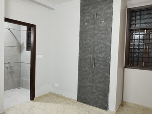 Room in 2 BHK Apartment at Khirki Extension – for Rent