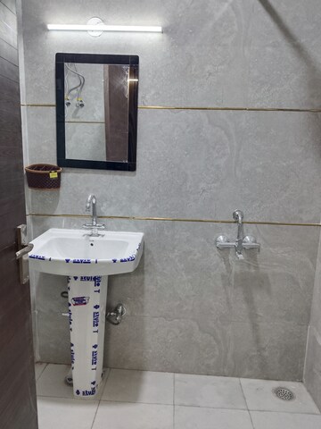 Bathroom in 2 BHK Apartment at Khirki Extension – for Rent