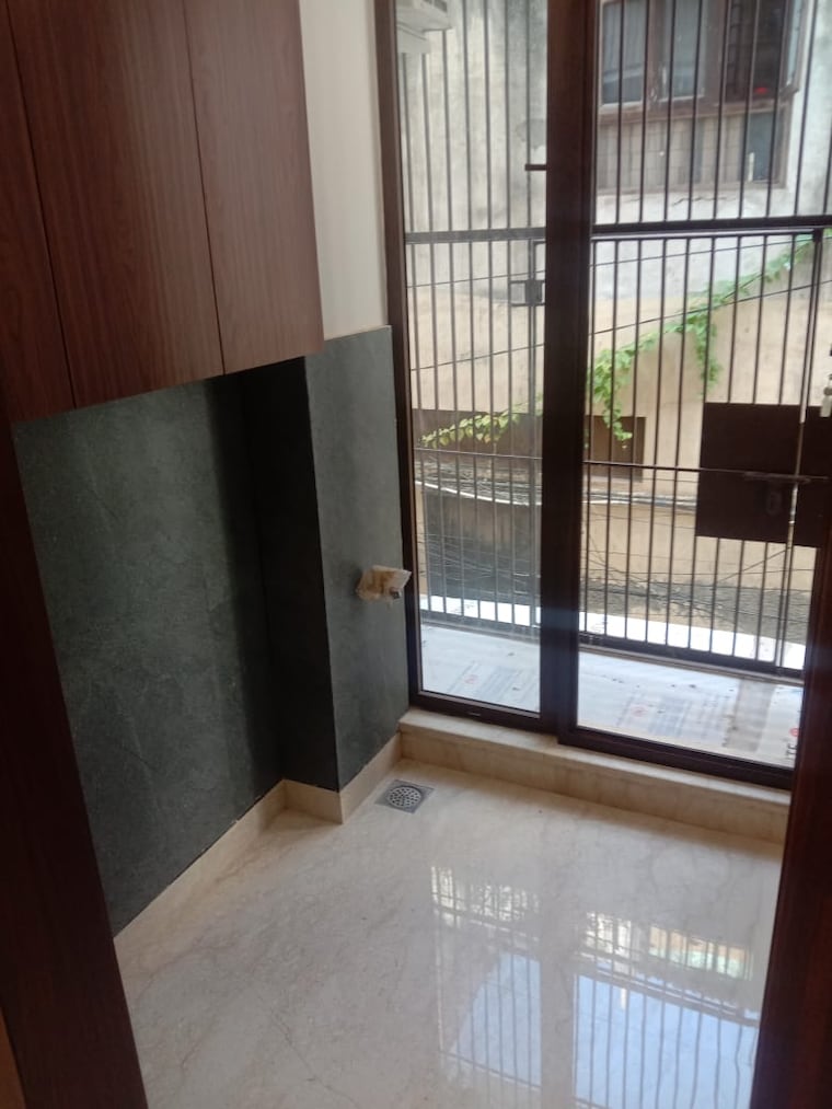 Other, greater kailash i 3 Bedroom 1800 Sq.Ft. Apartment In Greater Kailash I Delhi 9499978