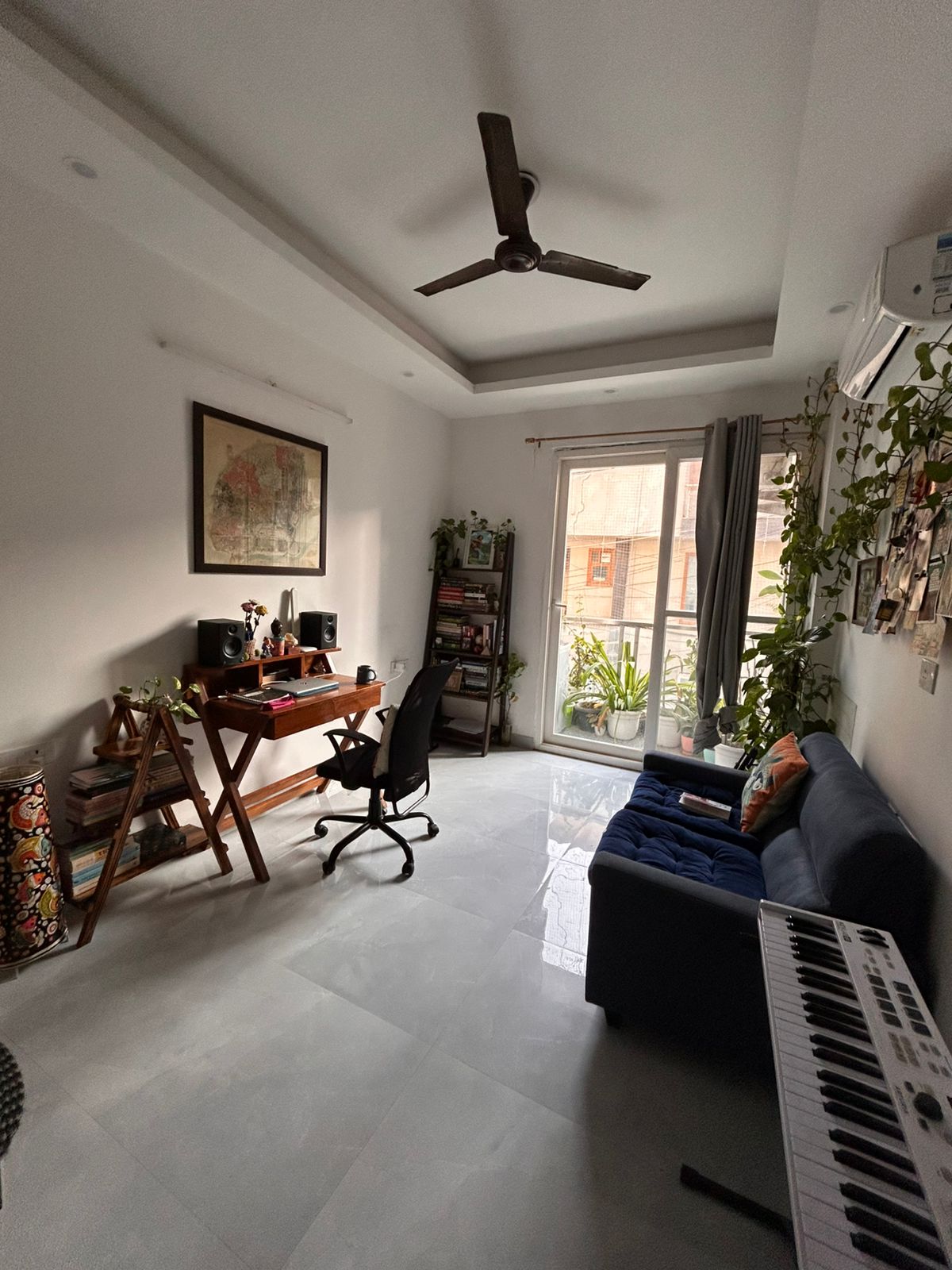 1 BHK Builder Floor For Rent in Saket