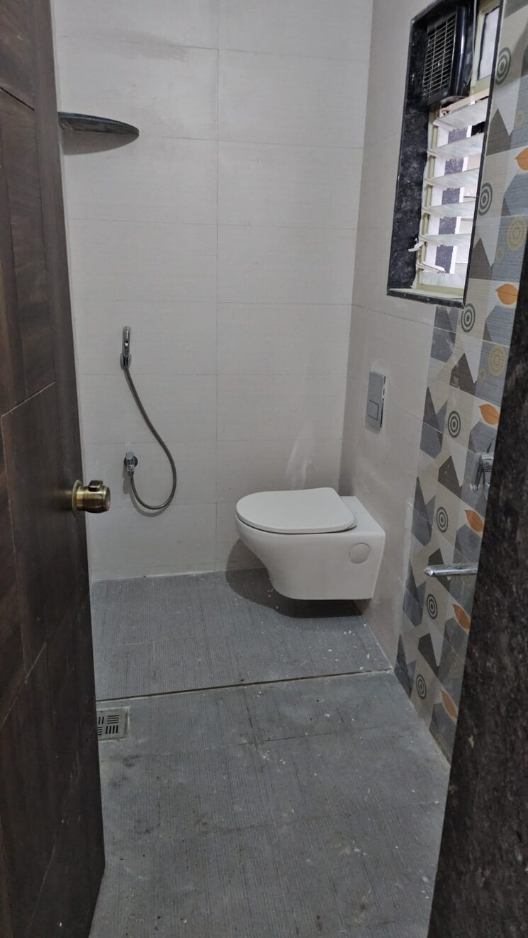 Bathroom, kakkad-la-vida 2 Bedroom 882 Sq.Ft. Apartment In Balewadi Pune 9624408
