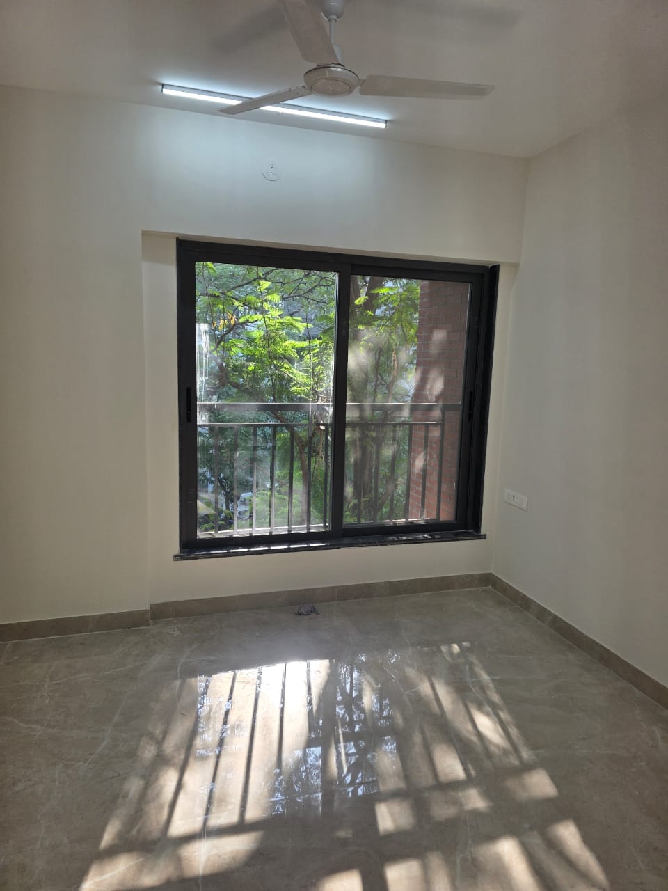 1 BHK Apartment For Rent in Jumbo Darshan