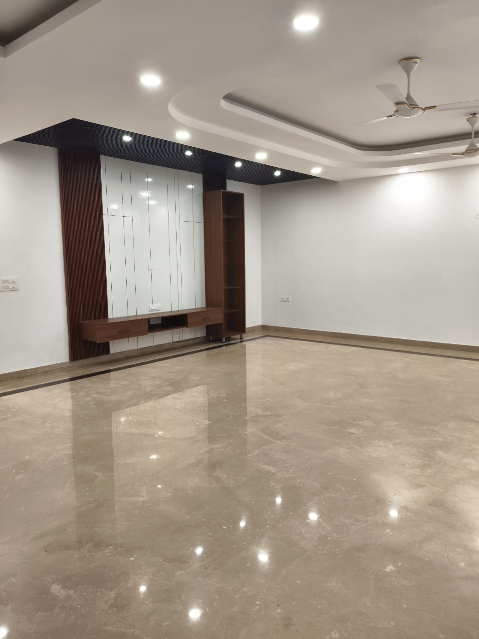 4 BHK Builder Floor For Rent in Sector 21C