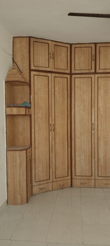 Room in 2 BHK Apartment at Nirmiti Horizon, Aundh – for Rent