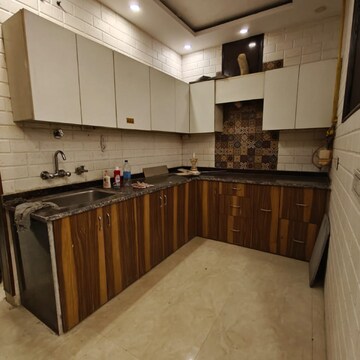 Kitchen in 2 BHK Independent House at Lajpat Nagar – for Rent