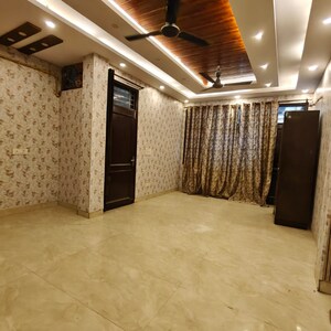 Room in 2 BHK Independent House at Lajpat Nagar – for Rent