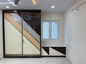 2.5 BHK Apartment For Rent in Aparna Sarovar Zenith, Nallagandla