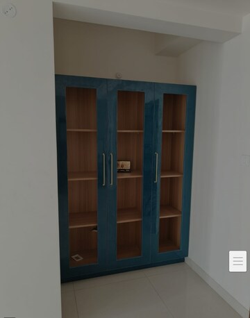 Room in 2 BHK Apartment at My Home Sayuk, Tellapur – for Rent