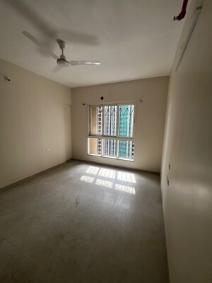 Room in 2 BHK Apartment at Dosti West County, Balkum Pada – for Rent
