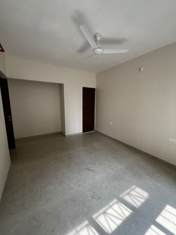 Room in 2 BHK Apartment at Dosti West County, Balkum Pada – for Rent