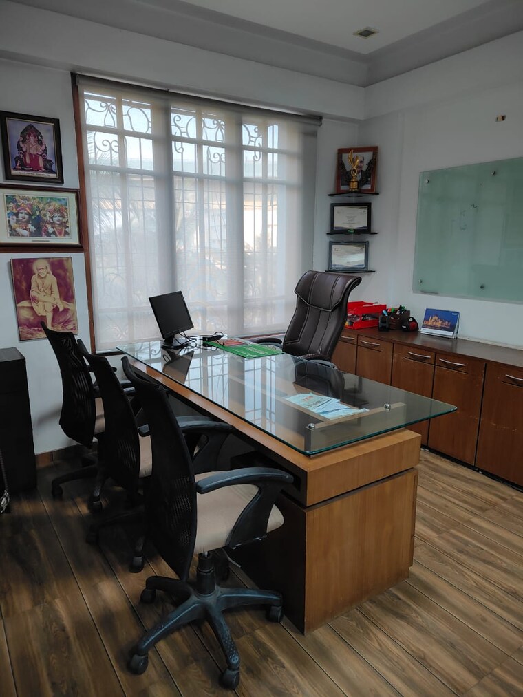 Team Area, mahinder-chambers Commercial Office Space 845 Sq.Ft. In Chembur Mumbai 9624460
