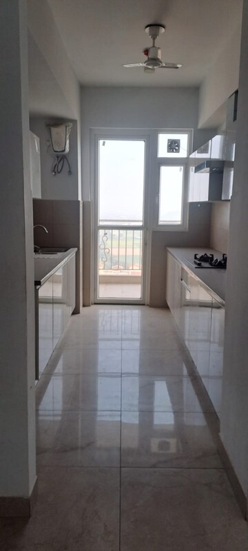 Bathroom in 3 BHK Apartment at Emaar Palm Gardens, Sector 83 – for Sale