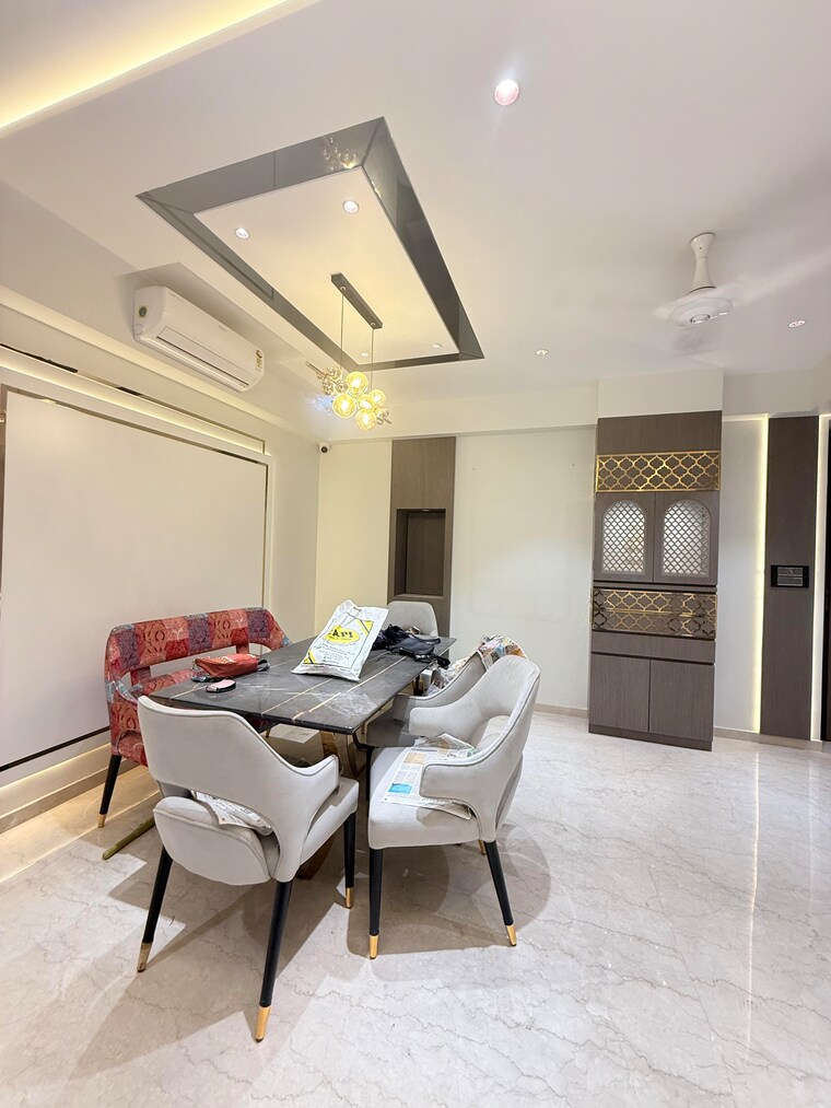 Dining area, lodha-the-park 3 Bedroom 1490 Sq.Ft. Apartment In Worli Mumbai 9624491