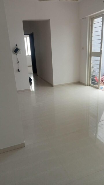 Room in 3 BHK Apartment at Avon Vista, Balewadi – for Rent