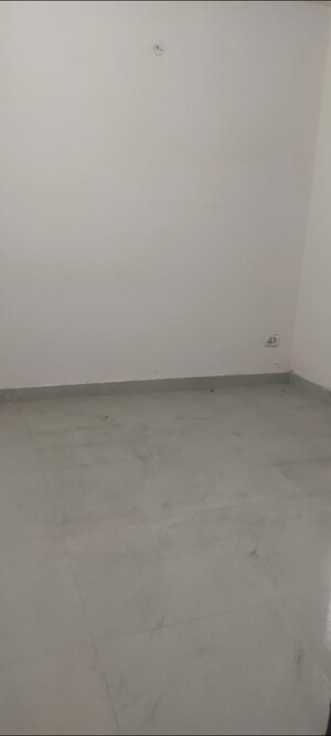 Room in 1 BHK Apartment at Aadharshila Apartment, Sarita Vihar – for Rent