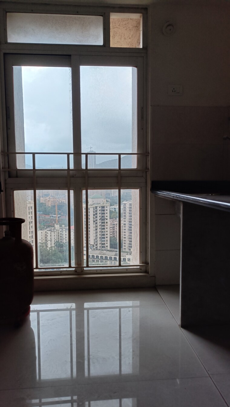 Room, rosa-manhattan 2 Bedroom 754 Sq.Ft. Apartment In Ghodbunder Road Thane 9624534