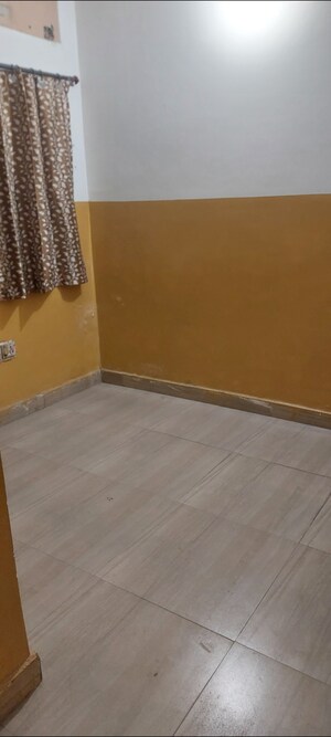 Room in 1 BHK Apartment at Aadharshila Apartment, Sarita Vihar – for Rent