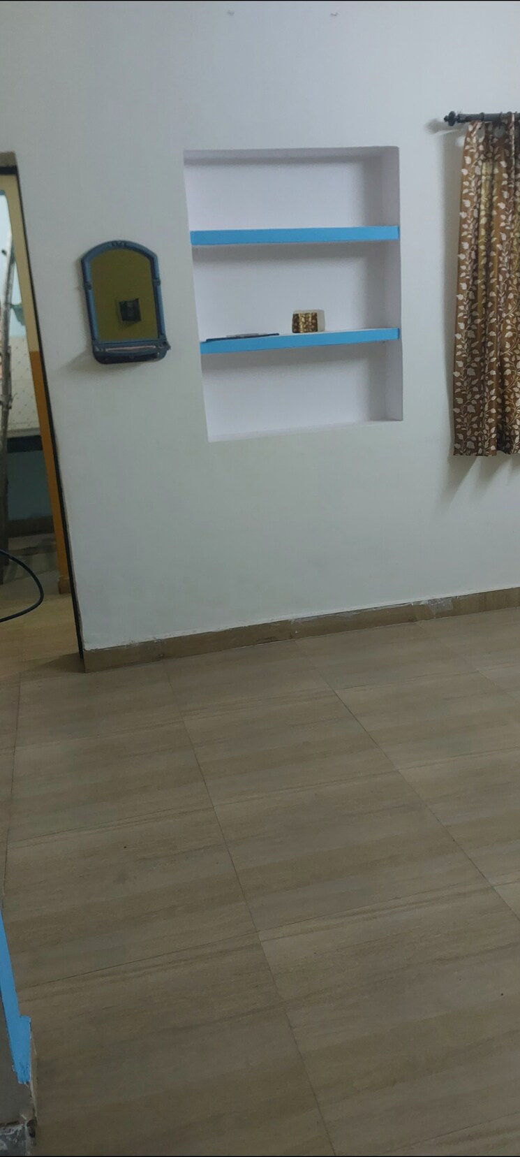 Room, aadharshila-apartment 1 Bedroom 400 Sq.Ft. Apartment In Sarita Vihar Delhi 9624543