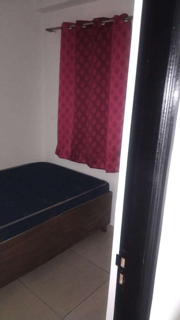 Bedroom, sector 121 2.5 Bedroom 1075 Sq.Ft. Apartment In Sector 121 Noida 9624555