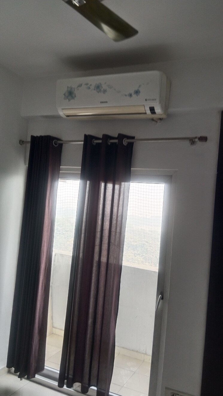 Other, sector 121 2.5 Bedroom 1075 Sq.Ft. Apartment In Sector 121 Noida 9624555