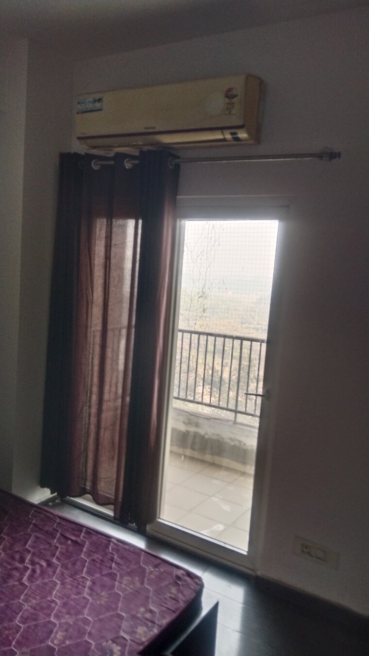 Bedroom, sector 121 2.5 Bedroom 1075 Sq.Ft. Apartment In Sector 121 Noida 9624555