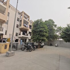 3 BHK + Study Room Builder Floor For Sale in BPTP Park Elite Floors
