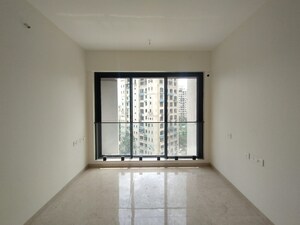 Room in 4 BHK Apartment at Dosti Eastern Bay Phase 2, Wadala – for Rent