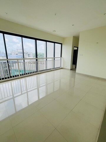 Room in 2 BHK Apartment at Dynamix Divum, Malad East – for Rent